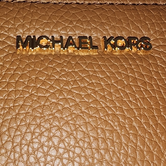 Michael KORS Jet Set Travel‎ Tan/brown Wristlet - Picture 2 of 11